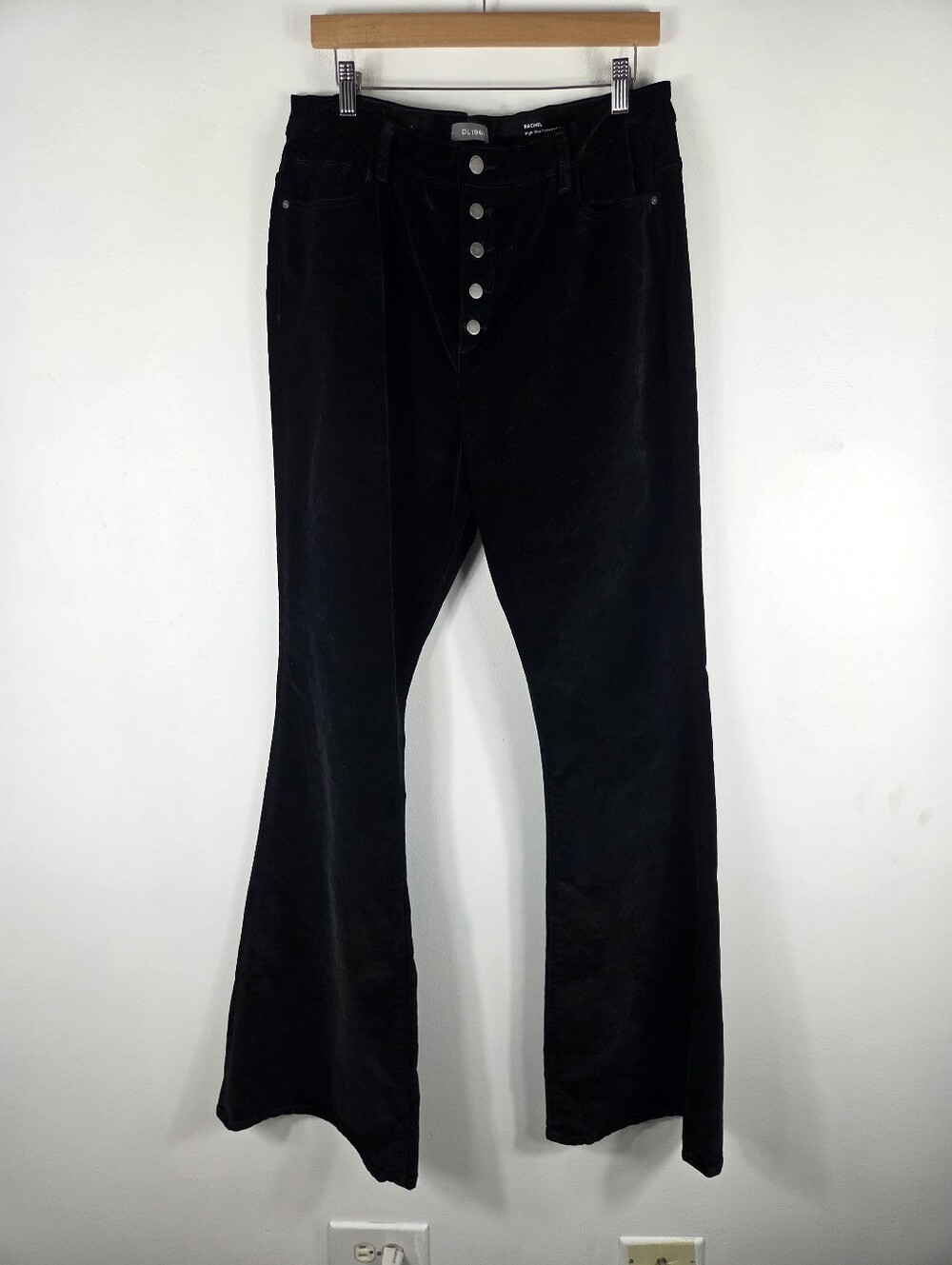 DL1961 Rachel Velvet High Rise Instasculpt Flare Button Fly Pants Bland